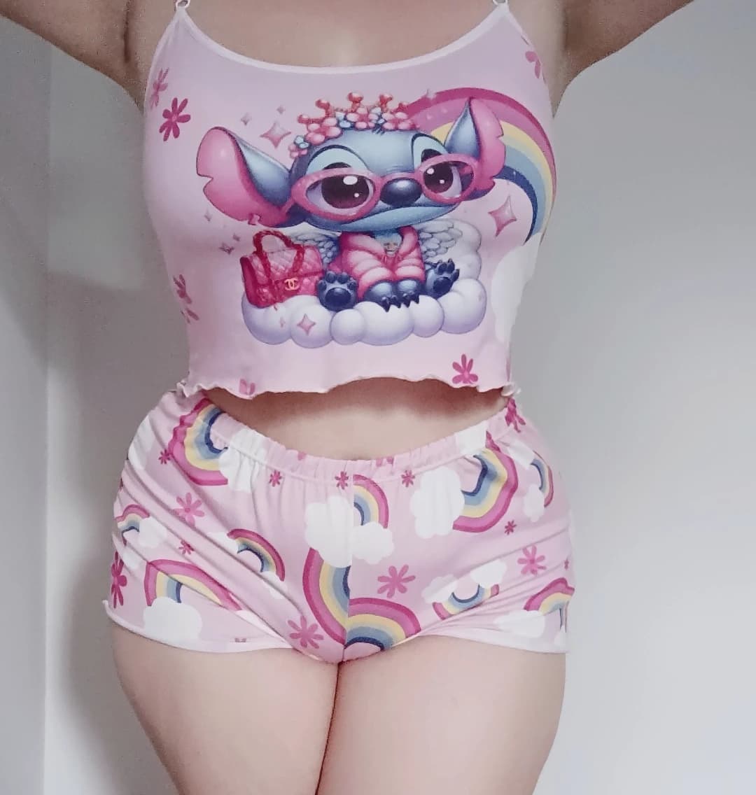 Pijama rosa com meu cheiro